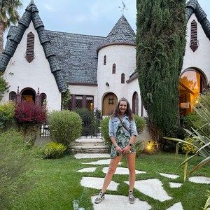 Meet your Posher, Cara